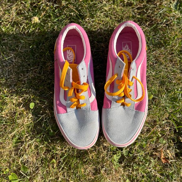 Funky Vans - Picture 2 of 2